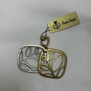 Premier Designs “Twice as Nice” necklace enhancer